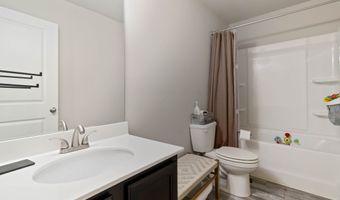 307 Auburn Sta, Auburn, GA 30011