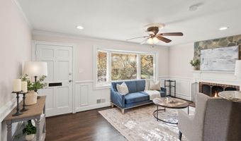 4211 DOWNING St, Annandale, VA 22003