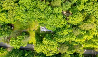 5203 Howardsville Rd, Apison, TN 37302