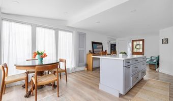 13 Starboard Ave, Jamestown, RI 02835