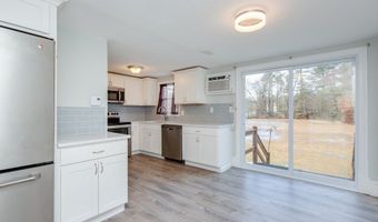 18 Westford Rd 21, Ayer, MA 01432