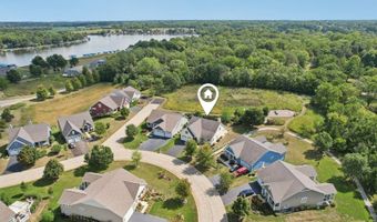 40418 N South Newport Dr, Antioch, IL 60002