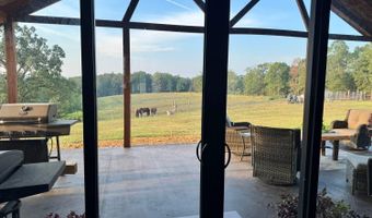 90 Mitchell Rd, Batesville, AR 72501