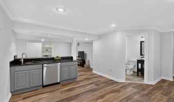 21395 KEANE Ct, Ashburn, VA 20147