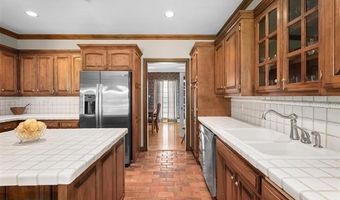 3000 Candlestick Ct, Bartlesville, OK 74006