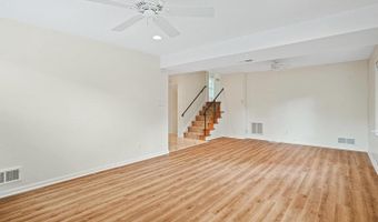 5904 LENOX Rd, Bethesda, MD 20817
