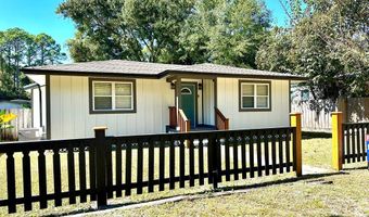 334 22nd Ave, Apalachicola, FL 32320