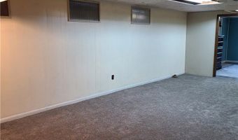 5947 Dailey Rd, Akron, OH 44319