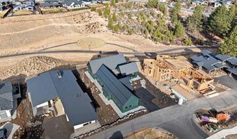 3118 NW Crossing Dr, Bend, OR 97703