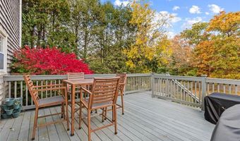 7 Maria St, Lincoln, RI 02865