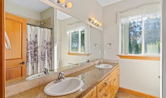 4308 E Rosemont Dr, Athol, ID 83801