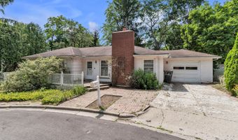 6 Ruthven Pl, Ann Arbor, MI 48104