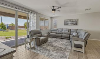 178 S NAPLES Ln, Casa Grande, AZ 85122