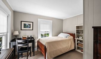 18 East St, Beverly, MA 01915
