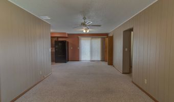 606 Dogwood Dr, Arcola, IL 61910
