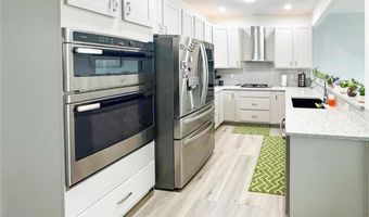 1391 Caspian St, Allentown, PA 18104
