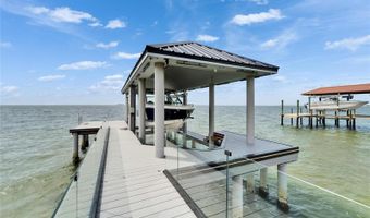 6526 SURFSIDE Blvd, Apollo Beach, FL 33572