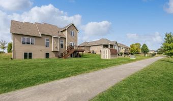 1737 Ashwood Dr SW, Altoona, IA 50009