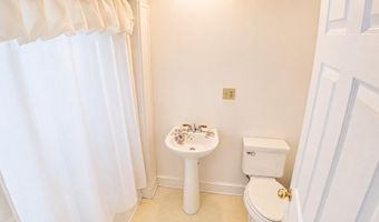 510 N Main St, Abbeville, SC 29620