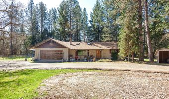 9060 W Evans Creek Rd, Rogue River, OR 97537