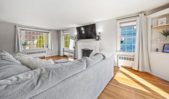 316 King St, Bristol, CT 06010