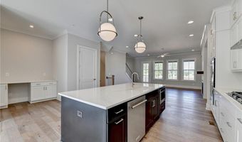 375 Chiswick Cir, Alpharetta, GA 30009