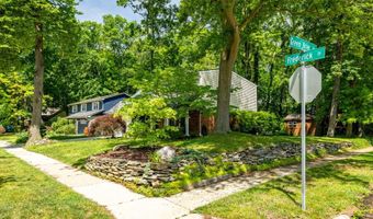 3665 Frederick Dr, Ann Arbor, MI 48105