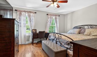 45 Winchester Ct, Aberdeen, NJ 07747