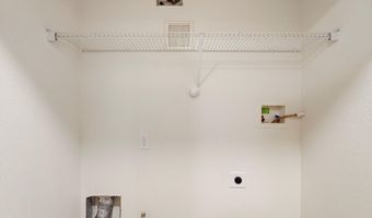 2215 ODESSA Ct SW, Albuquerque, NM 87121