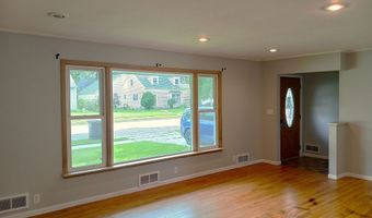 930 WASHINGTON St, Wisconsin Rapids, WI 54494