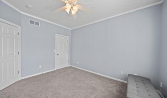 5939 Naughten Pond Dr, Columbus, OH 43213