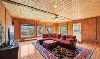 2306 N Ferry St, Anoka, MN 55303