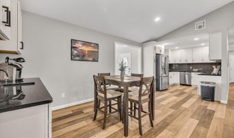 13 Privateer Dr, Afton, OK 74331
