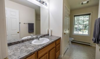 77 Knowles Rd, Belgrade, ME 04917
