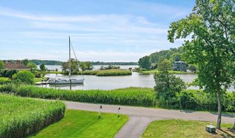 621 HARBOR Dr, Annapolis, MD 21403