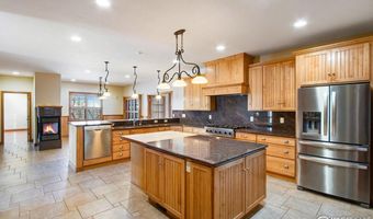 2366 Shoreside Dr, Berthoud, CO 80513