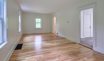 304 South St, Auburn, MA 01501