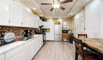 112 WINDSOR St, Reading, PA 19601