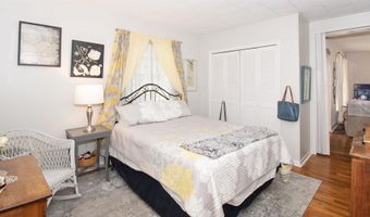 1109 S Van Buren St, Auburn, IN 46706