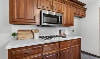 6437 Baylor Dr, Bartlesville, OK 74006