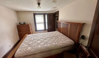 516 E MAPLE St, Appleton, WI 54915