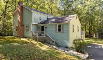 33 Forge Dr, Avon, CT 06001