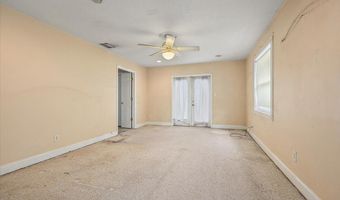 301 2ND St, Atlantic Beach, FL 32233