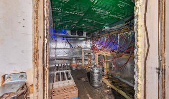 617 Green Blvd, Aurora, IN 47001