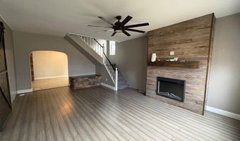 903 L St, Aurora, NE 68818