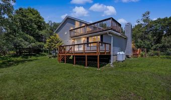 114 Claremont Dr, Albrightsville, PA 18210