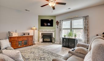211 Luxborough Ct, Aiken, SC 29801