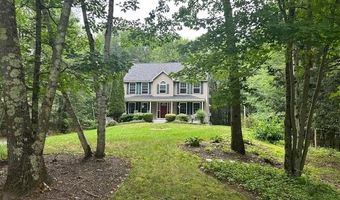 6 Whitetail Ln, Chester, NH 03036