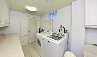 191 Cherry Ln, Airmont, NY 10952