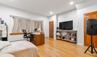 50 COTTAGE St 1, Bayonne, NJ 07002